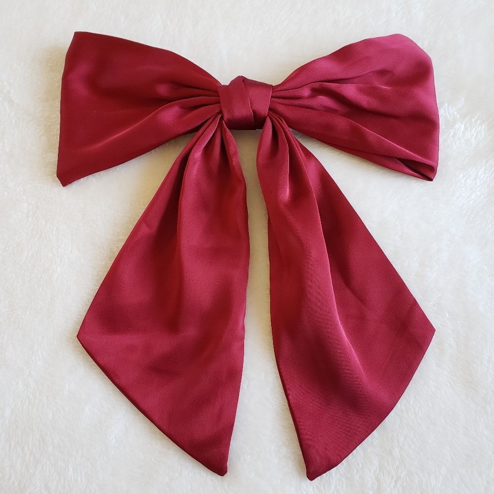 Elegant Red Bow Hair Accessory